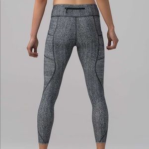 Lululemon Tight Stuff II salt alpine leggings